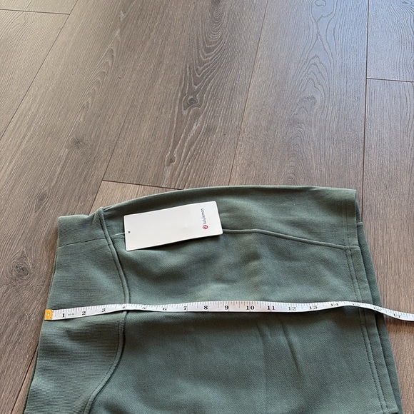 NWT Lululemon Scuba High-Rise Mini Skirt Grey Eucalyptus Size XS - Picture 8 of 10